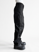 Load image into Gallery viewer, PAINTER'S JEANS (BLACK)