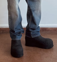 Load image into Gallery viewer, VULCANIZED LOW BOOT (BLACK)