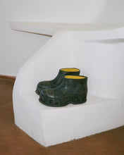 Load image into Gallery viewer, VULCANIZED PATINA LOW BOOT (BLACK-ON-BROWN)