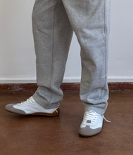Load image into Gallery viewer, DESERT SNEAKER (WHITE)
